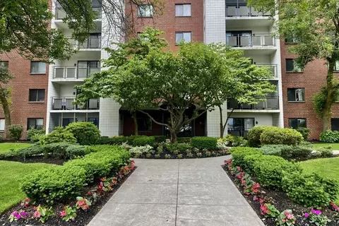 12 Ninth St #806, Medford, MA 02155