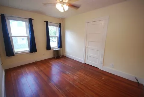 335 Grattan St, Chicopee, MA 01020 photo 17