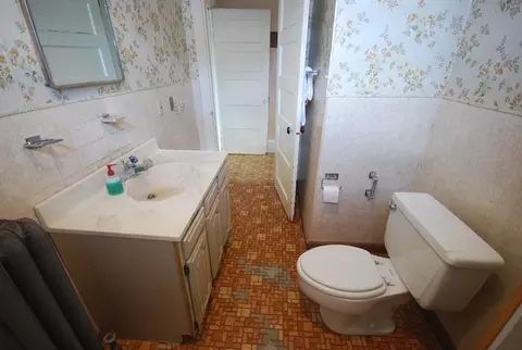 335 Grattan St, Chicopee, MA 01020 photo 33