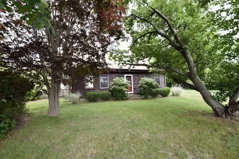 579 S St E, Raynham, MA 02767 photo 32
