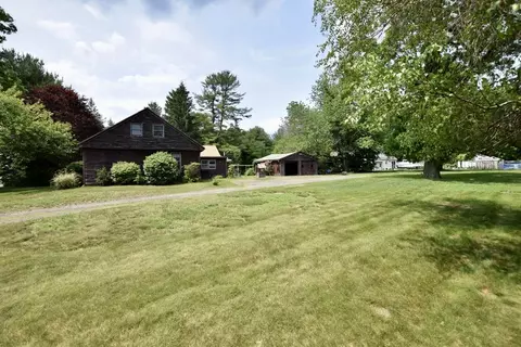 579 S St E, Raynham, MA 02767 photo 2