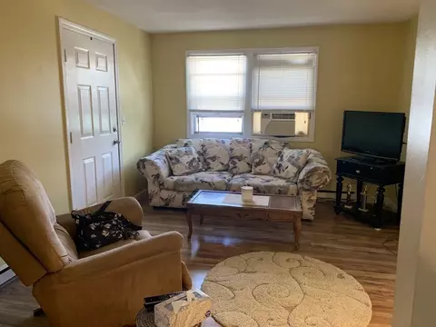 201 Pearce St #3E, Fall River, MA 02720 photo 2