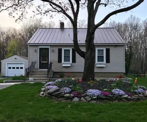 7 Inwood Rd, Rutland, MA 01543