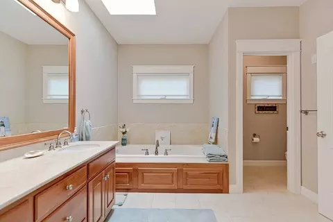 112 Jarvis Cir, Needham, MA 02492 photo 15