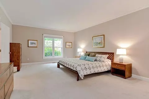112 Jarvis Cir, Needham, MA 02492 photo 12