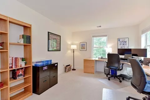 112 Jarvis Cir, Needham, MA 02492 photo 26
