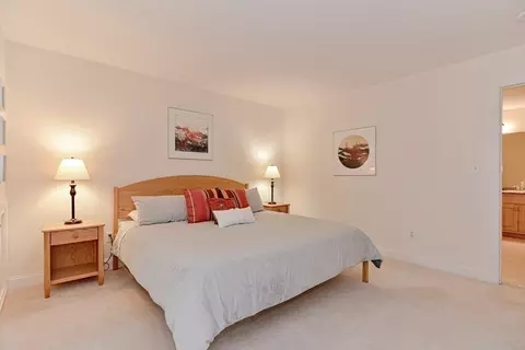112 Jarvis Cir, Needham, MA 02492 photo 23