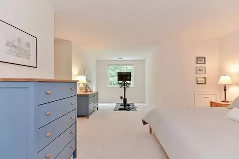 112 Jarvis Cir, Needham, MA 02492 photo 22