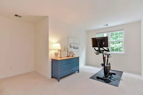 112 Jarvis Cir, Needham, MA 02492 photo 24