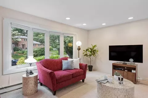 99 Moore Ave, Worcester, MA 01602 photo 8