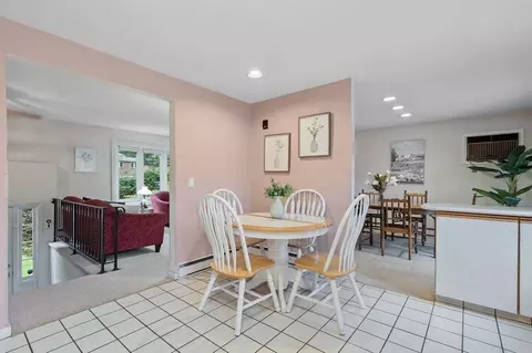 99 Moore Ave, Worcester, MA 01602 photo 4