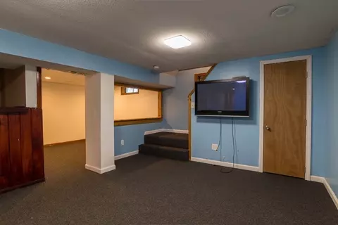 73 Sawmill Rd, Springfield, MA 01118 photo 17