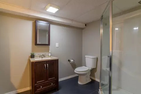 73 Sawmill Rd, Springfield, MA 01118 photo 21