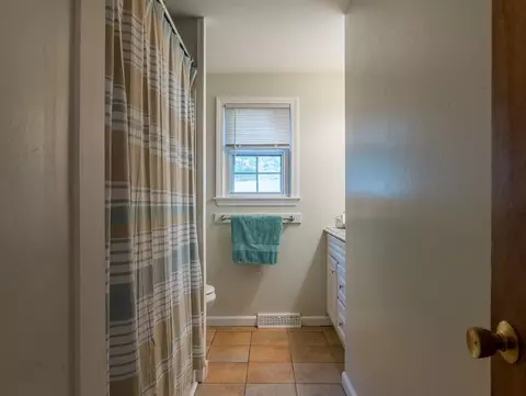73 Sawmill Rd, Springfield, MA 01118 photo 16