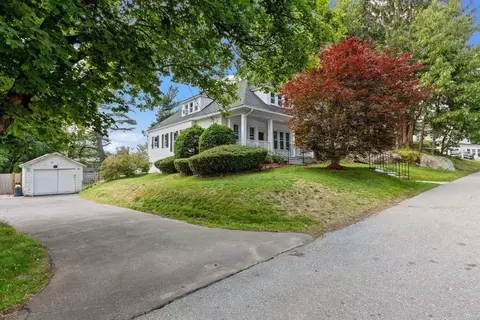 64 Hayes Ave, Lowell, MA 01854