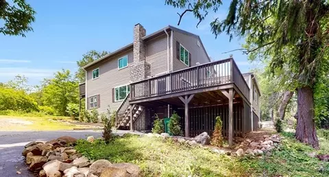 44 Graves Rd, Lynn, MA 01904