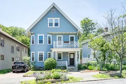 125 Sumner Rd #1, Brookline, MA 02445