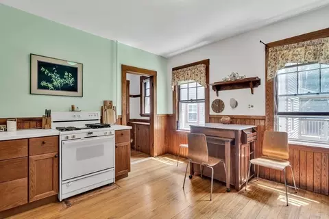 125 Sumner Rd #1, Brookline, MA 02445 photo 11