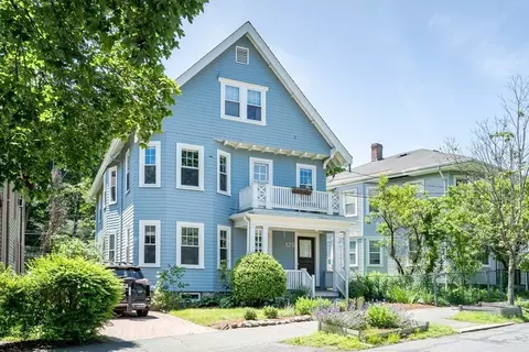 125 Sumner Rd #1, Brookline, MA 02445 photo 2