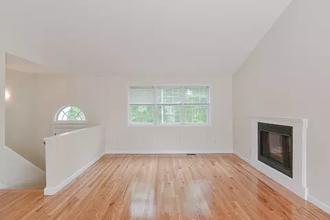 28 Aroostook St, Worcester, MA 01606 photo 11