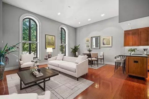 21 Father Francis Gilday St #107, Boston, MA 02118
