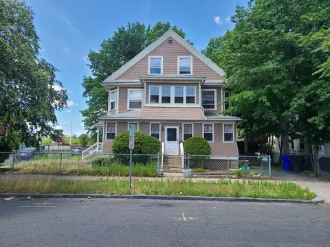208 Westford Ave, Springfield, MA 01108