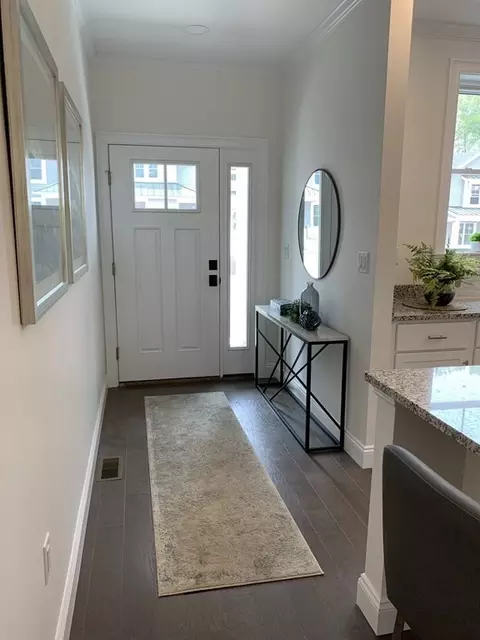 7 E Dexter Ave #9, Woburn, MA 01801