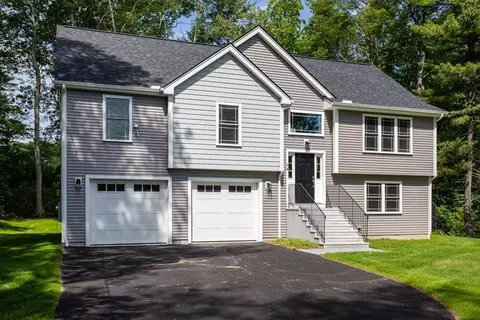 54 Prospect St, Auburn, MA 01501