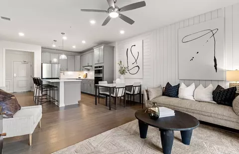 260 Martins Lndg #312, North Reading, MA 01864