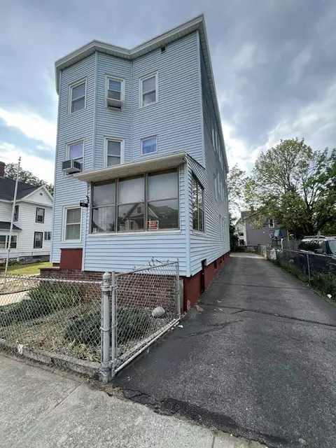 39-41 Keith St, Springfield, MA 01108
