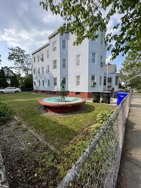 39-41 Keith St, Springfield, MA 01108 photo 6