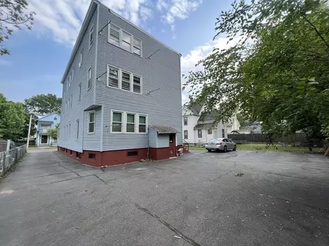 39-41 Keith St, Springfield, MA 01108 photo 4