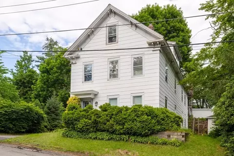 27 Taft St, Fitchburg, MA 01420