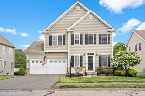 6 Buttercup Ln #6, Raynham, MA 02767