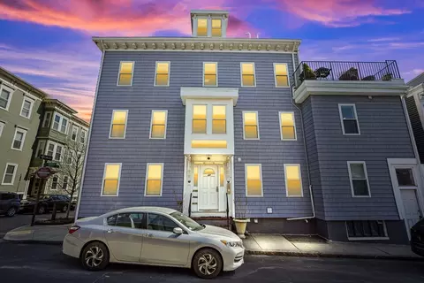 37 School St #2, Boston, MA 02129