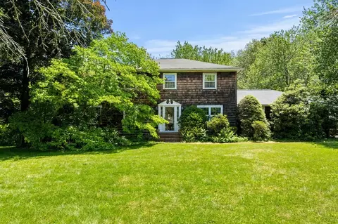 40 High St, Chelmsford, MA 01824