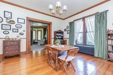 161 Florida St, Springfield, MA 01109 photo 12