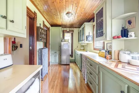 161 Florida St, Springfield, MA 01109 photo 16