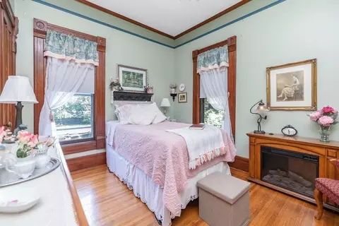161 Florida St, Springfield, MA 01109 photo 21