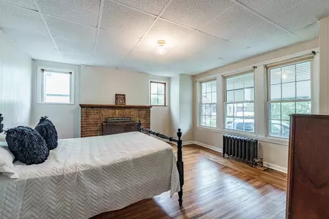 28 Longview St, Springfield, MA 01108 photo 11