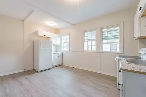 28 Longview St, Springfield, MA 01108 photo 22