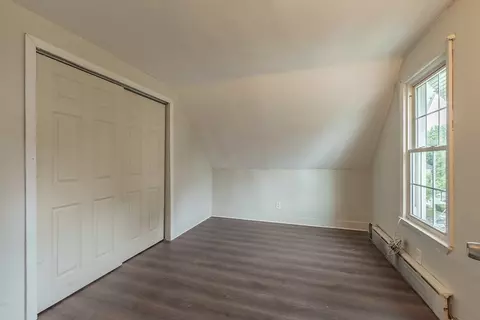 28 Longview St, Springfield, MA 01108 photo 32