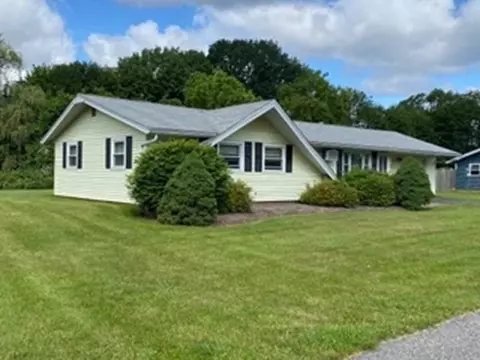 6 Massachusetts Ave, Danvers, MA 01923