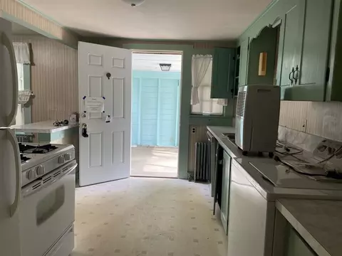 56 Warr Ave, Wareham, MA 02571 photo 5