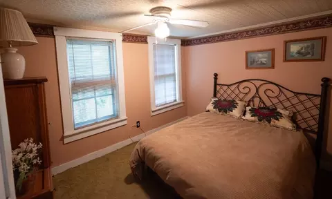 94 S Main St, Ashburnham, MA 01430 photo 13