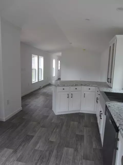 112 Kristen Ln, Wareham, MA 02571 photo 7