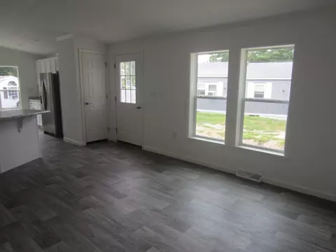 112 Kristen Ln, Wareham, MA 02571 photo 9