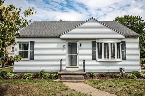 18 Shirley St, Chicopee, MA 01020