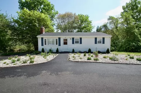 153 Pleasant Vw, Smithfield, RI 02917