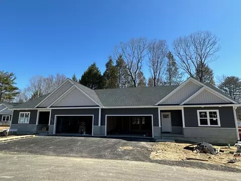 18 Steplar Xing #18, Easthampton, MA 01027